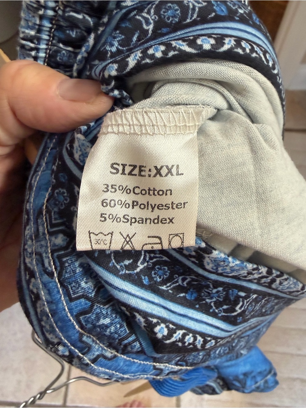 Blue Floral-Print Sleeveless Tank Top - Picture 4 of 4